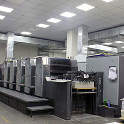 深圳寶紙展示架 十五年專業(yè)經(jīng)驗，打造卓越紙貨架解決方案